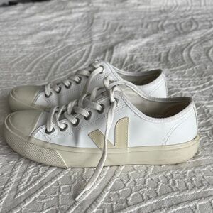 Veja sneakers EU38